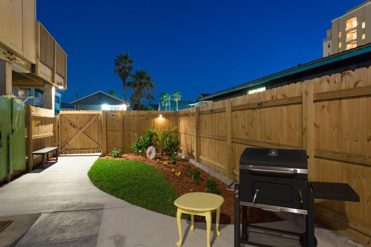 House Of Neptune Steps From The Sea And Private Pool South Padre Island Exteriér fotografie